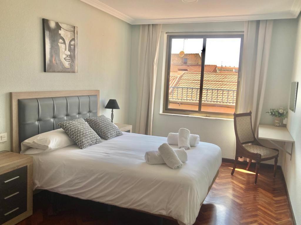 Apartamentos Azafranal-Parking Gratis- Salamanca Exterior foto